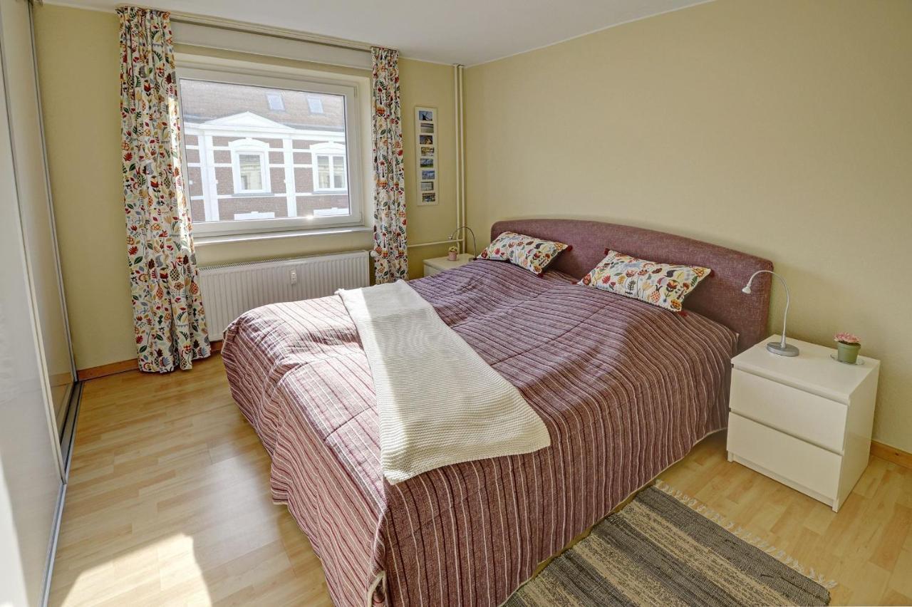 Fewo1846 - Bellevue - Sonnige 2-Zimmer-Wohnung Mit Balkon Und Hafenblick Фленсбург Экстерьер фото